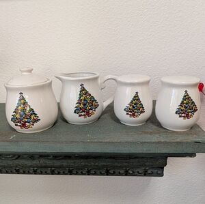 Christmas Morning Creamer Sugar Bowl w/Lid & Salt Pepper Shakers Christmas Tree
